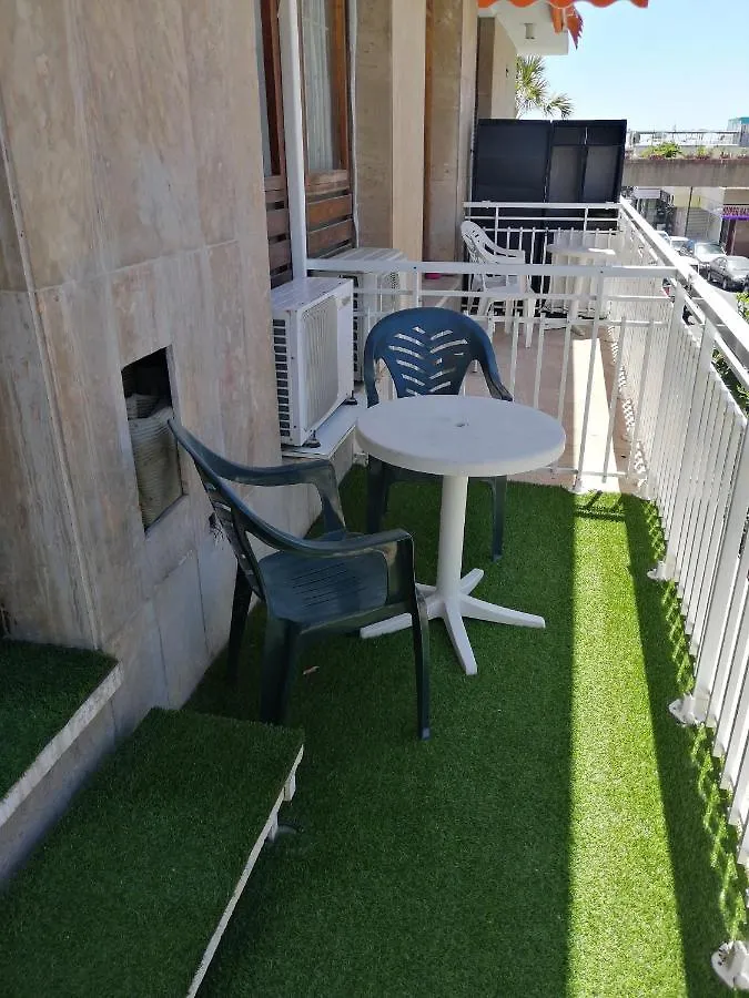 Apartamentos La Nogalera Torremolinos 0*,