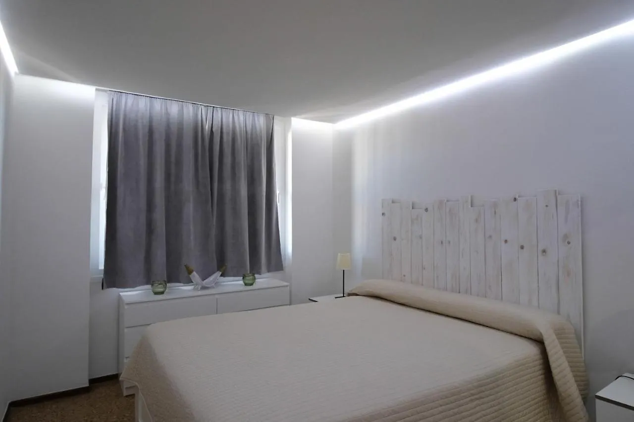 Apartamentos La Nogalera Torremolinos Spanien